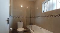 Bathroom 1 - 6 square meters of property in Bryanston