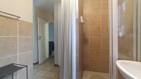 Main Bathroom - 7 square meters of property in Annlin West