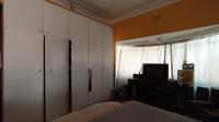 Main Bedroom - 21 square meters of property in Kensington - JHB