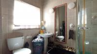 Main Bathroom - 4 square meters of property in Kensington - JHB