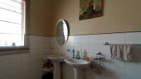 Bathroom 1 - 15 square meters of property in Kensington - JHB