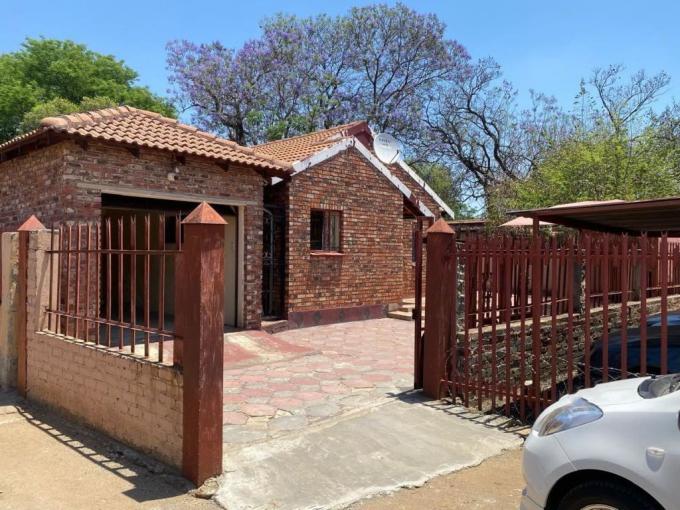 4 Bedroom House for Sale For Sale in Rustenburg North - MR658436