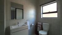 Main Bathroom - 4 square meters of property in Zwartkoppies