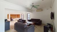 Lounges - 25 square meters of property in Glen Hills