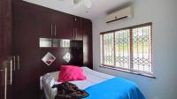 Bed Room 1 - 15 square meters of property in Glen Hills