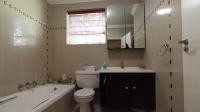 Bathroom 1 - 13 square meters of property in Edenburg - Jhb