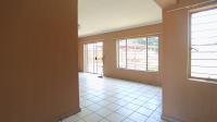 Spaces - 11 square meters of property in Riamarpark