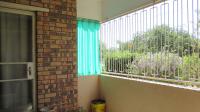 Balcony - 9 square meters of property in Greenhills