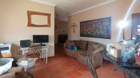 Entertainment - 22 square meters of property in Eldoraigne