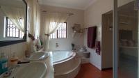 Main Bathroom - 9 square meters of property in Eldoraigne