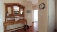 Spaces - 33 square meters of property in Eldoraigne