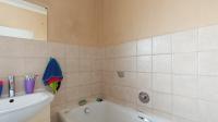 Bathroom 1 - 5 square meters of property in Georginia