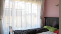 Bed Room 1 - 9 square meters of property in Ennerdale