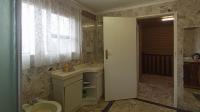 Bathroom 1 - 13 square meters of property in Danville