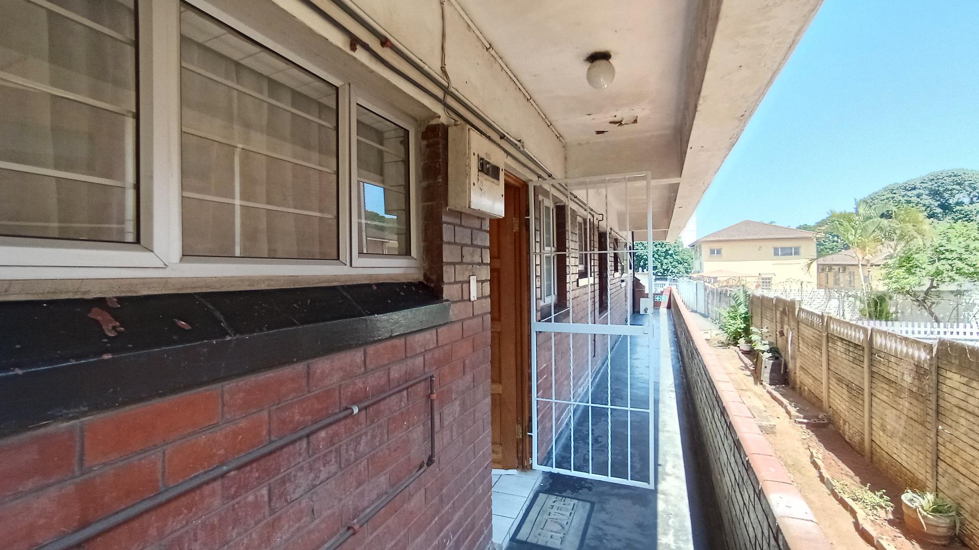 Front View of property in Bulwer (Dbn)