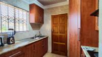 Kitchen - 8 square meters of property in Mapleton