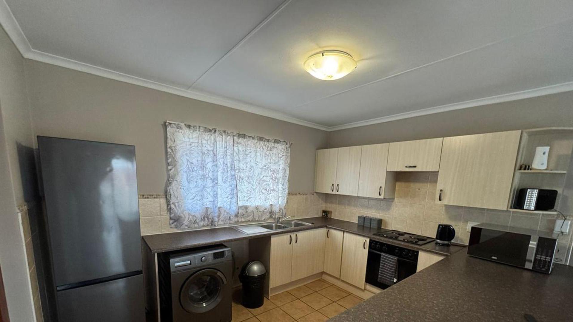 Kitchen of property in Reyno Ridge