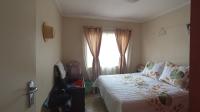 Bed Room 1 - 11 square meters of property in The Orchards