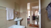 Bathroom 1 - 4 square meters of property in The Orchards