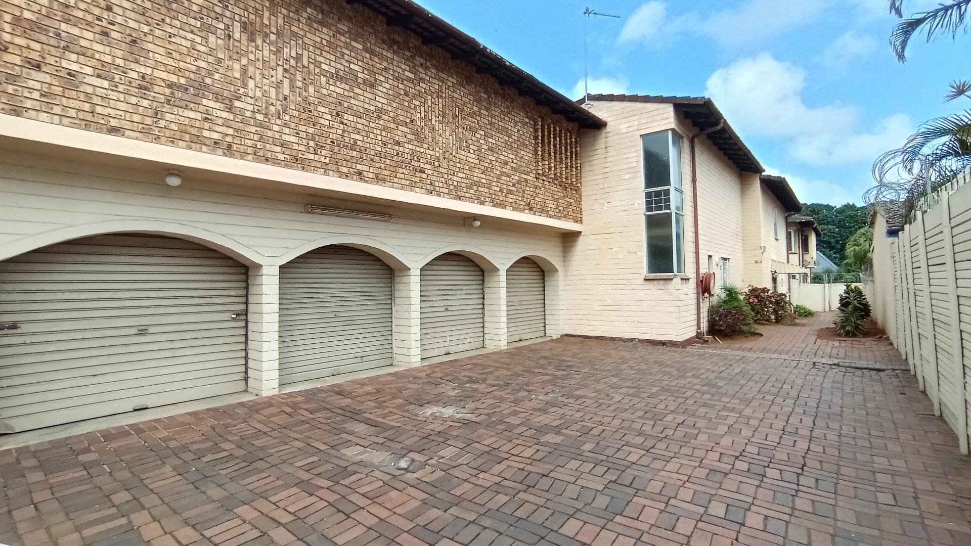 Front View of property in Bulwer (Dbn)