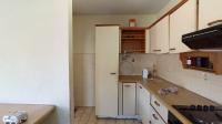 Kitchen - 12 square meters of property in Bulwer (Dbn)