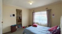 Main Bedroom - 14 square meters of property in Bulwer (Dbn)