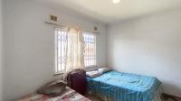 Bed Room 1 - 13 square meters of property in Bulwer (Dbn)