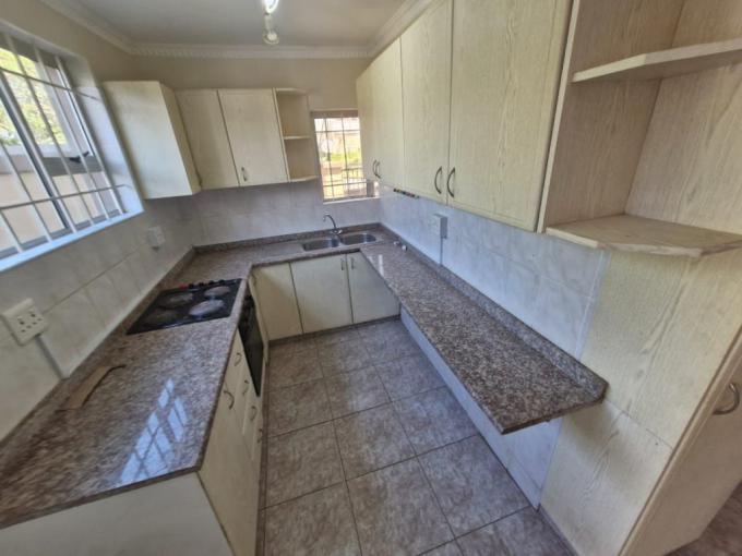 2 Bedroom Sectional Title to Rent in Malvern - DBN - Property to rent - MR658750