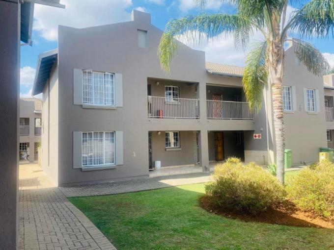 2 Bedroom Apartment for Sale For Sale in Waterval East - MR658768