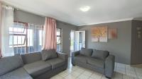 Lounges - 21 square meters of property in Shallcross 