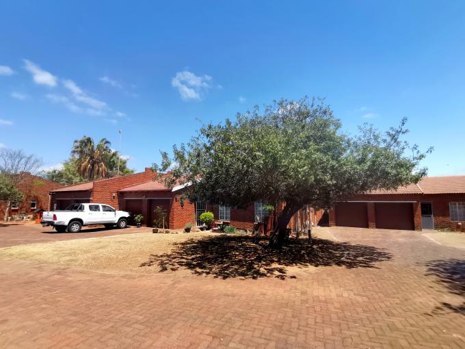 3 Bedroom Sectional Title for Sale For Sale in Welgelegen (Polokwane) - MR658812