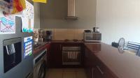 Kitchen - 11 square meters of property in Hesteapark