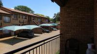 Balcony - 6 square meters of property in Meredale