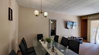 Dining Room - 14 square meters of property in South Crest