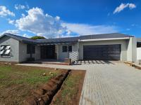 3 Bedroom 2 Bathroom House for Sale for sale in Brackenhurst