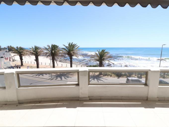 2 Bedroom Apartment for Sale For Sale in Sea Point - MR658934