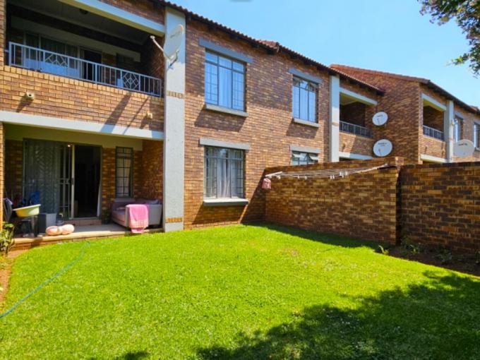 2 Bedroom Apartment for Sale For Sale in Mooikloof Ridge - MR659123