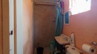 Bathroom 2 - 3 square meters of property in The Orchards