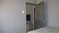 Bed Room 2 - 7 square meters of property in Jabulani