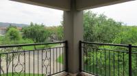 Balcony - 8 square meters of property in Willowbrook