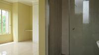 Main Bathroom - 3 square meters of property in Willowbrook