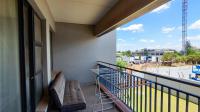 Balcony - 9 square meters of property in Kempton Park