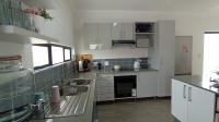 Kitchen - 11 square meters of property in Rua Vista