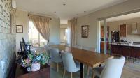 Dining Room - 28 square meters of property in Saddlebrook Estate