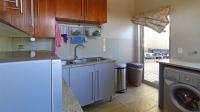 Kitchen - 29 square meters of property in Saddlebrook Estate