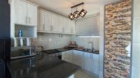 Kitchen - 13 square meters of property in South Beach