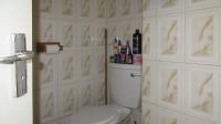 Bathroom 1 - 4 square meters of property in Jabulani