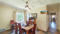 Dining Room - 14 square meters of property in Amanzimtoti 