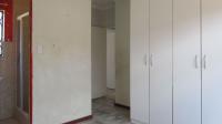 Main Bedroom - 12 square meters of property in Greenhills