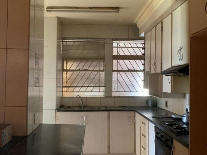 2 Bedroom Apartment for Sale For Sale in Pretoria Central - MR659674